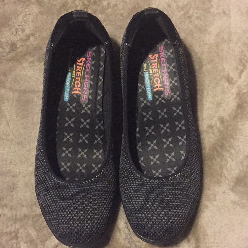 Skechers Stretch Fit 8.5 NWOT Flats Wedge Heel